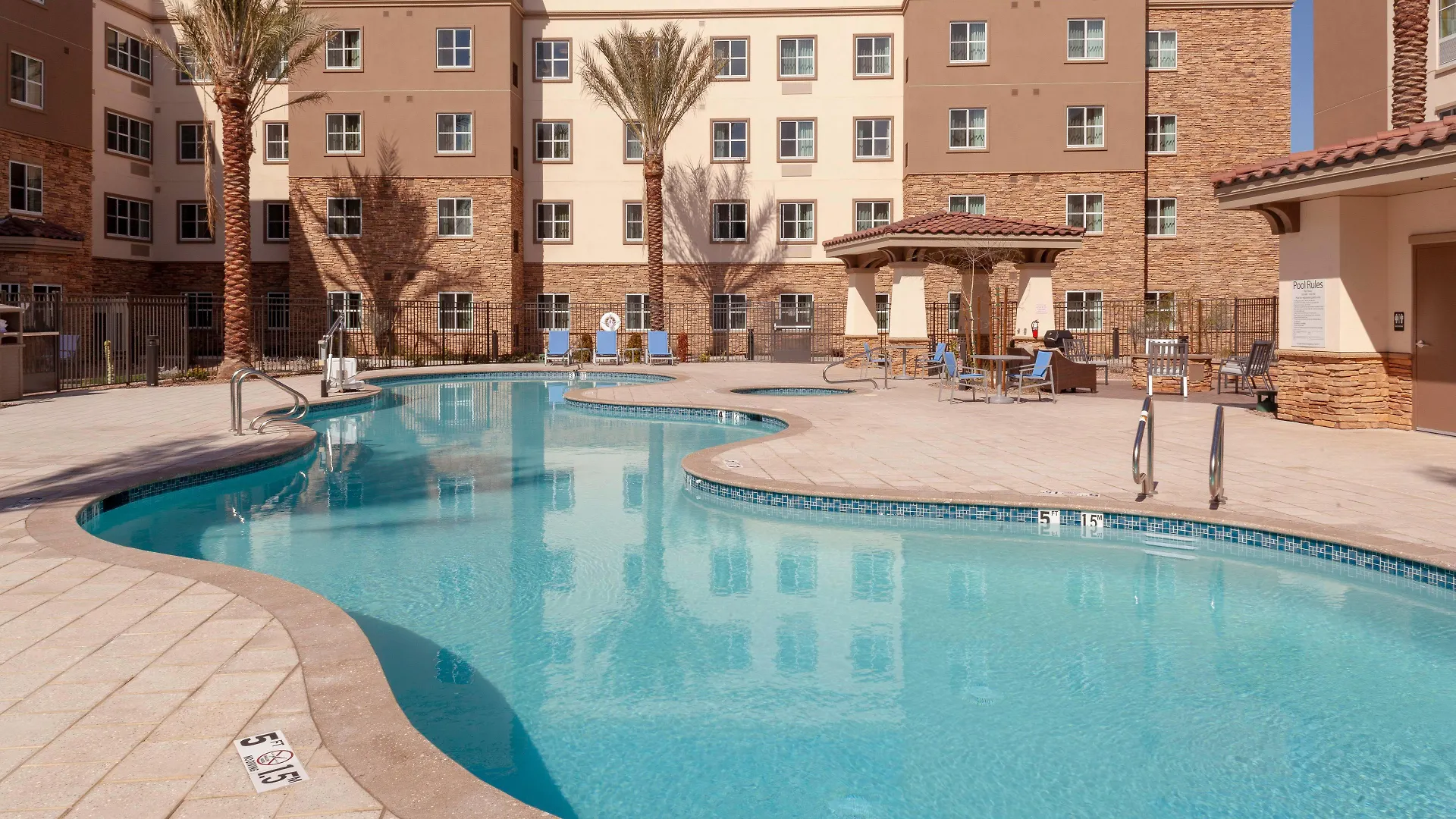 Hotel Holiday Inn Express & Suites - Gilbert - East Mesa By Ihg